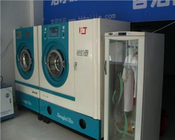 毛皮服裝的室內存放與戶外保護常識